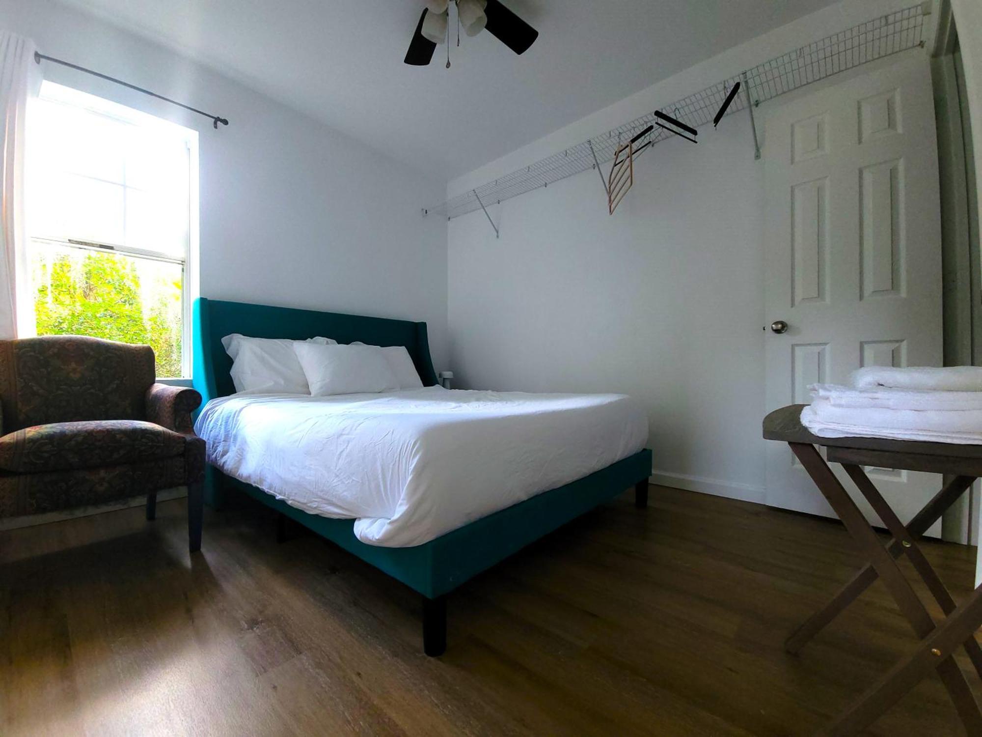 One Room In A Renovated Duplex House Near Fsu Tallahassee Exterior photo