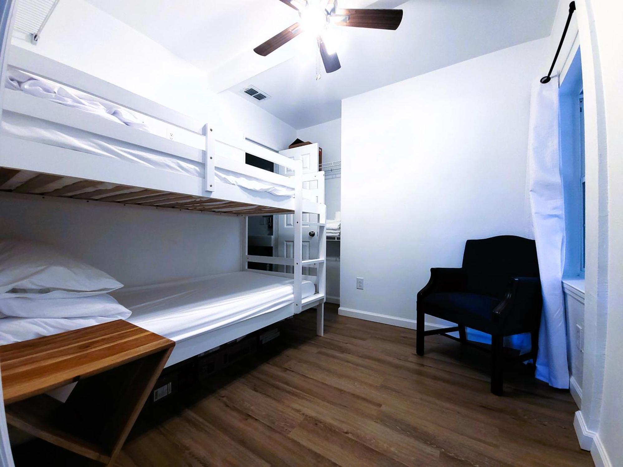 One Room In A Renovated Duplex House Near Fsu Tallahassee Exterior photo