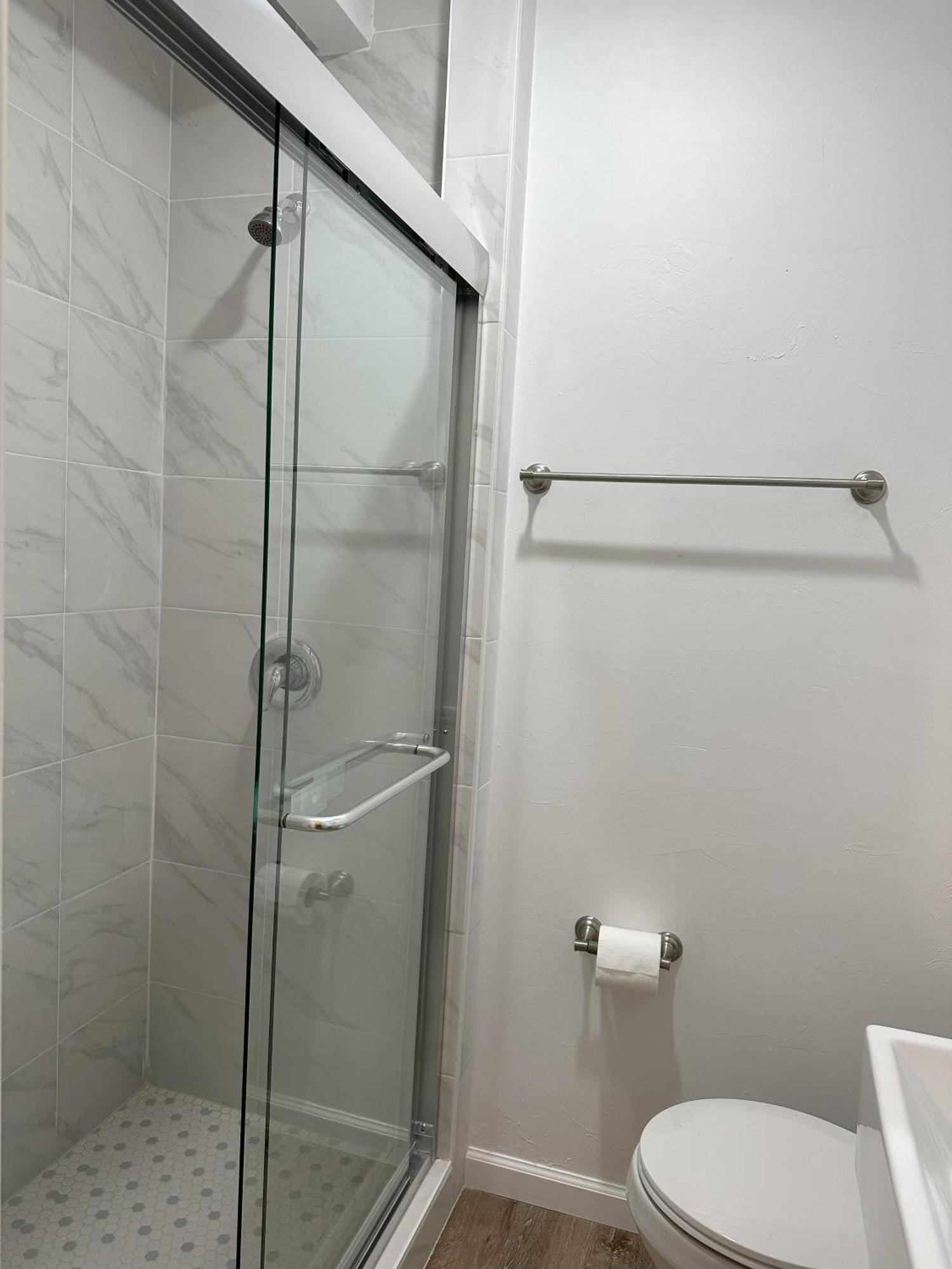 One Room In A Renovated Duplex House Near Fsu Tallahassee Exterior photo